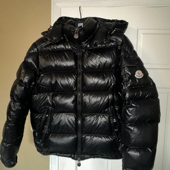 Moncler Puffer Jacket - Picture 1 of 7